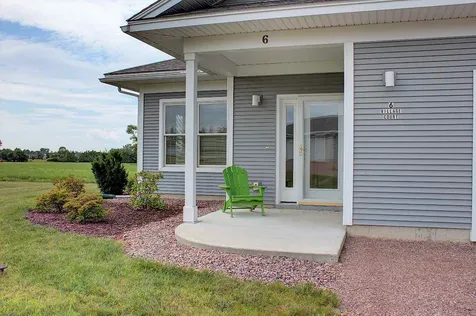 6 Village Court Grand Isle VT 05458