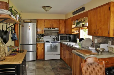 90 Putnam Road Springfield VT 05156