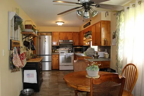 90 Putnam Road Springfield VT 05156