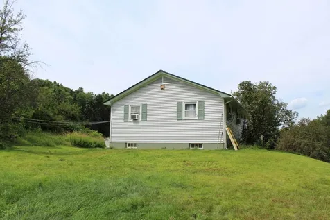 90 Putnam Road Springfield VT 05156