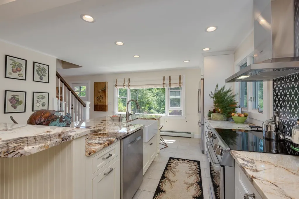 21 Goose Hole Road New London NH 03257