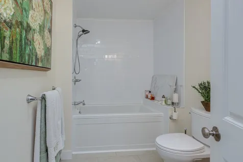 21 Goose Hole Road New London NH 03257