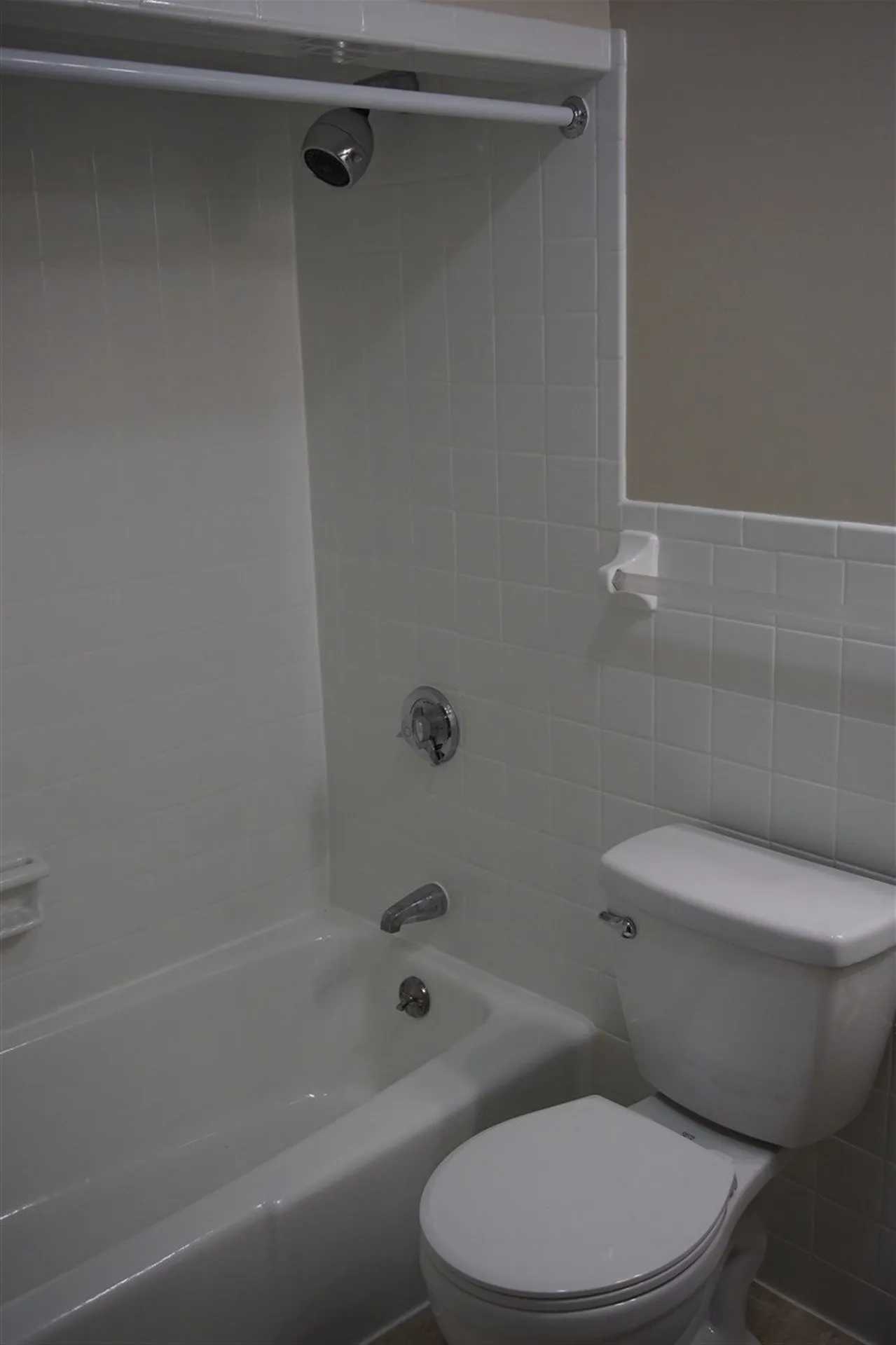12 Westwood Drive Londonderry NH 03053