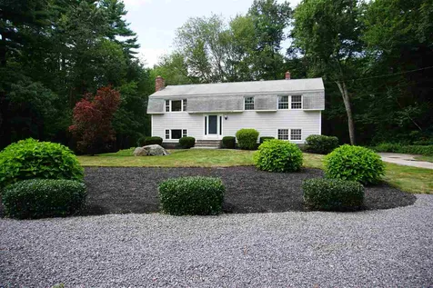 12 Westwood Drive Londonderry NH 03053