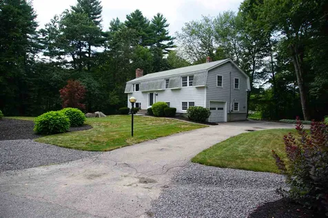 12 Westwood Drive Londonderry NH 03053