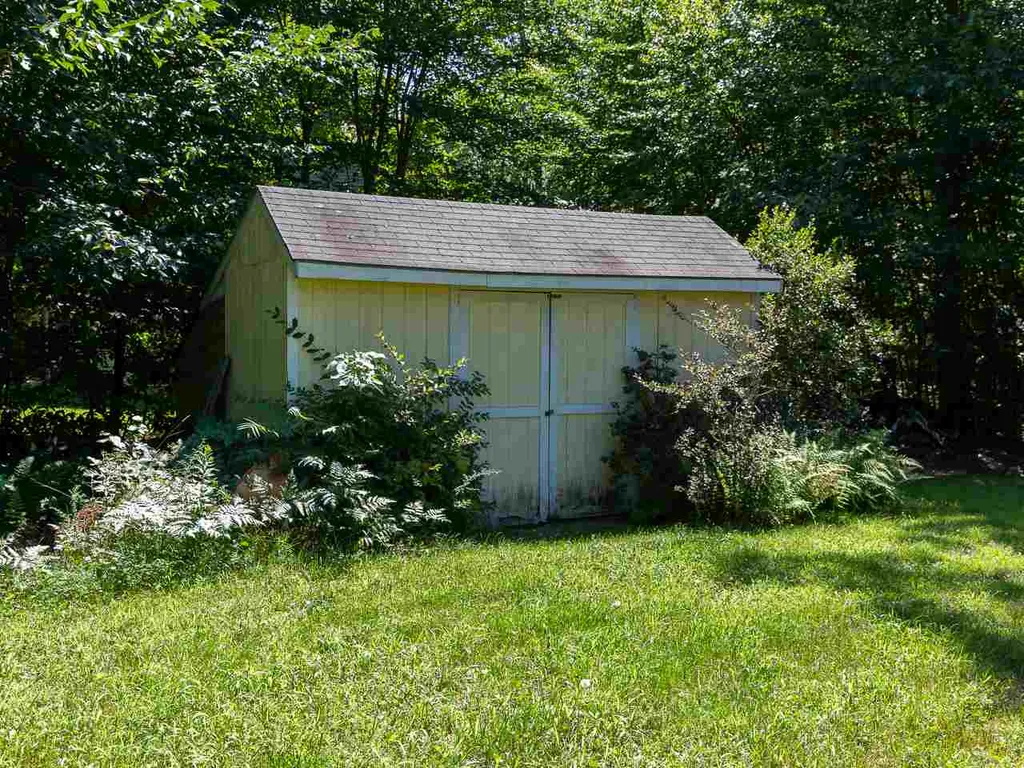 2 Allen Farm Road Northwood NH 03261