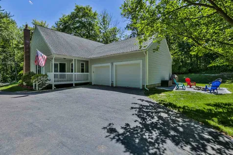 13 Hickory Lane Bedford NH 03110