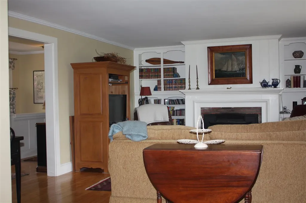 38 Blackberry Lane Jaffrey NH 03452