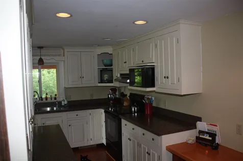 38 Blackberry Lane Jaffrey NH 03452