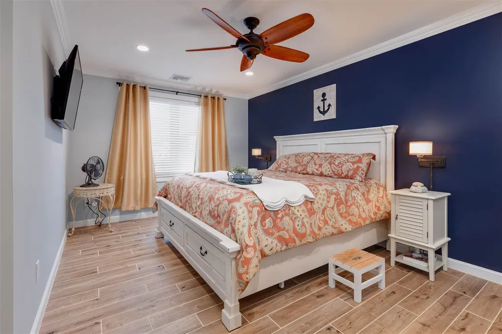25 K Street Hampton NH 03842