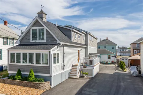 25 K Street Hampton NH 03842