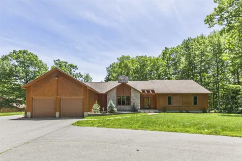 9 Cameron Drive Hollis NH 03049