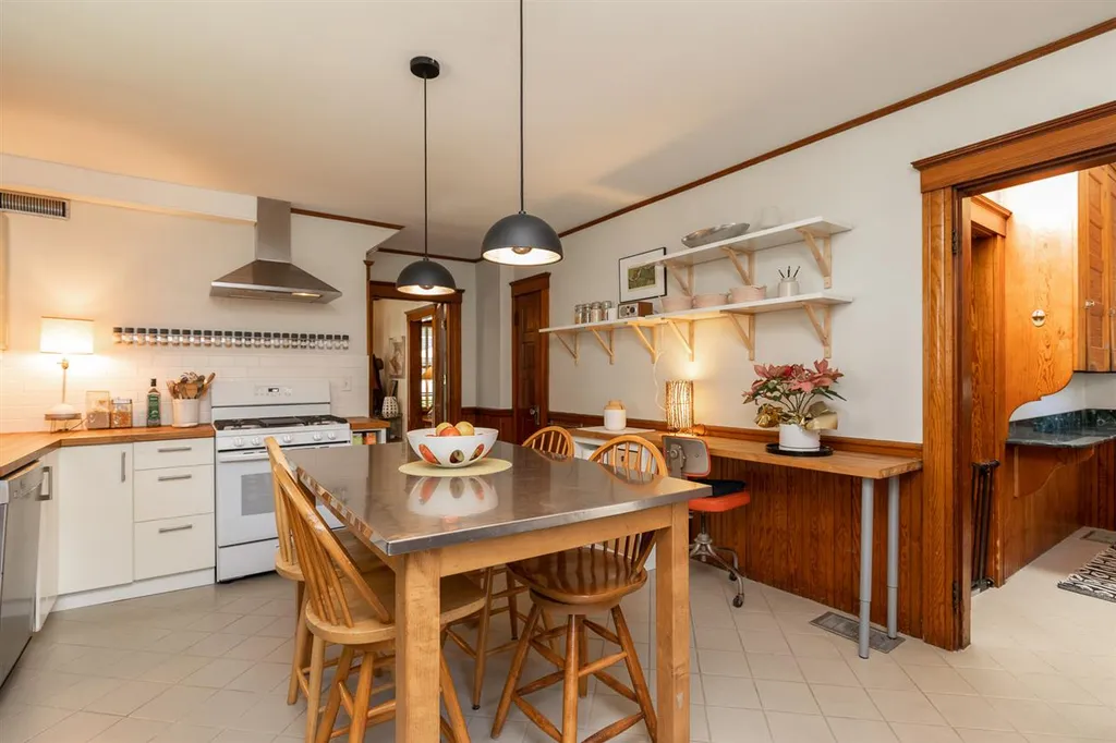 302 Miller Avenue Portsmouth NH 03801