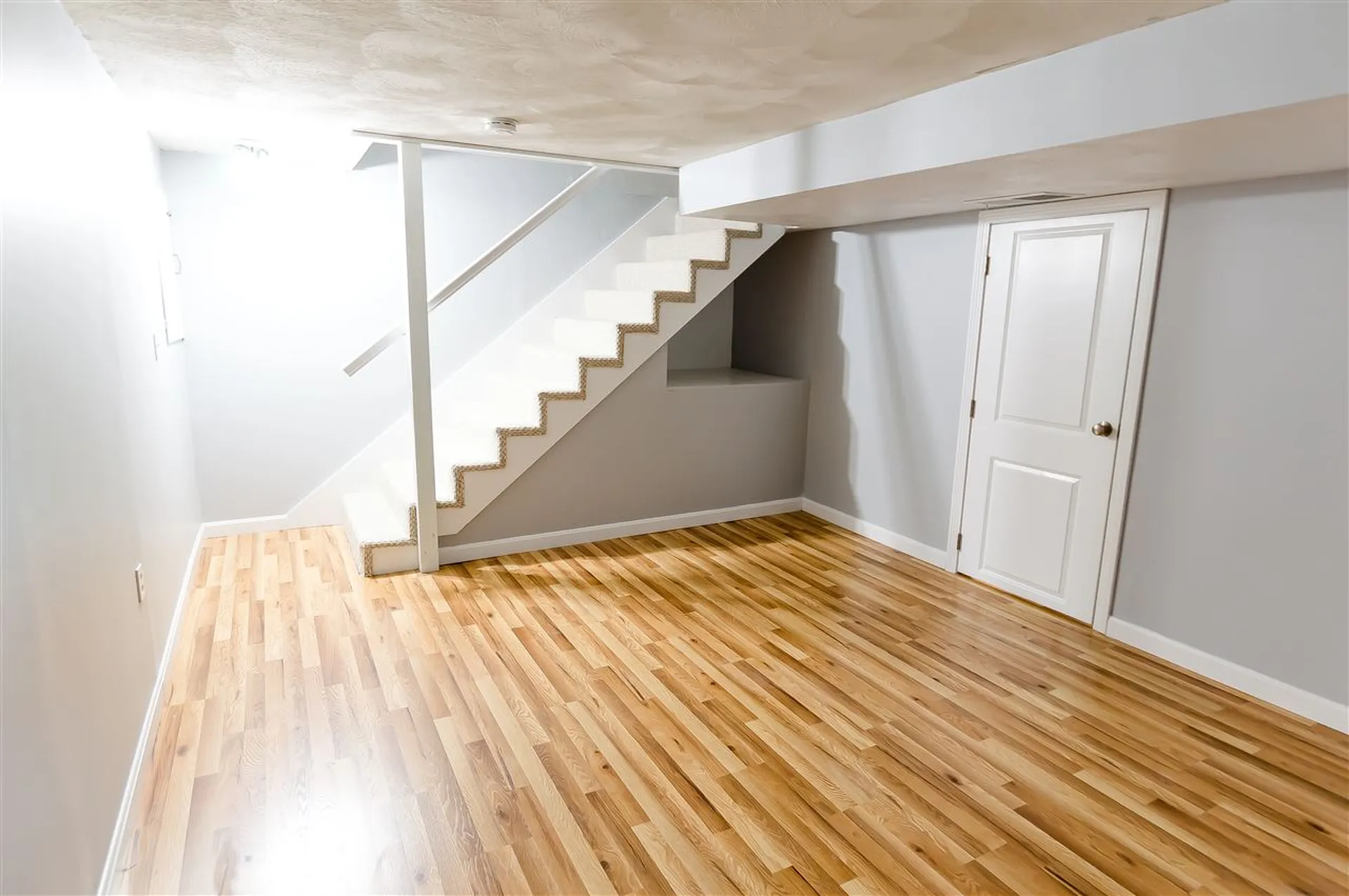 87B Scobie Pond Road Derry NH 03038