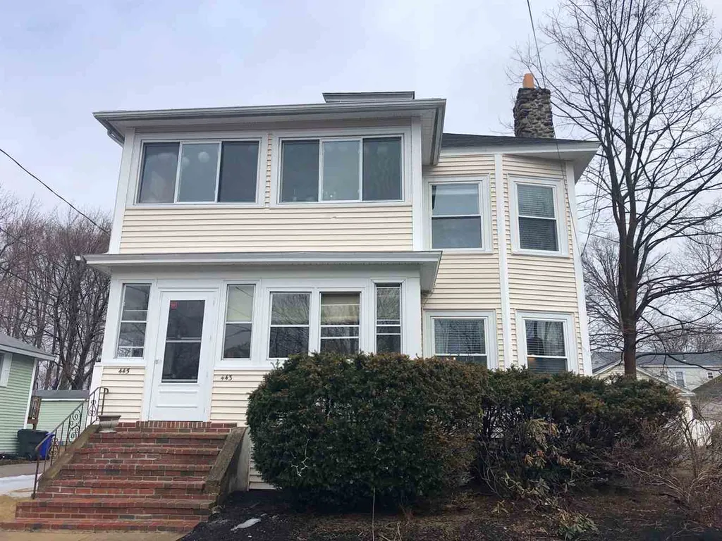 443-445 Walnut Street Manchester NH 03104