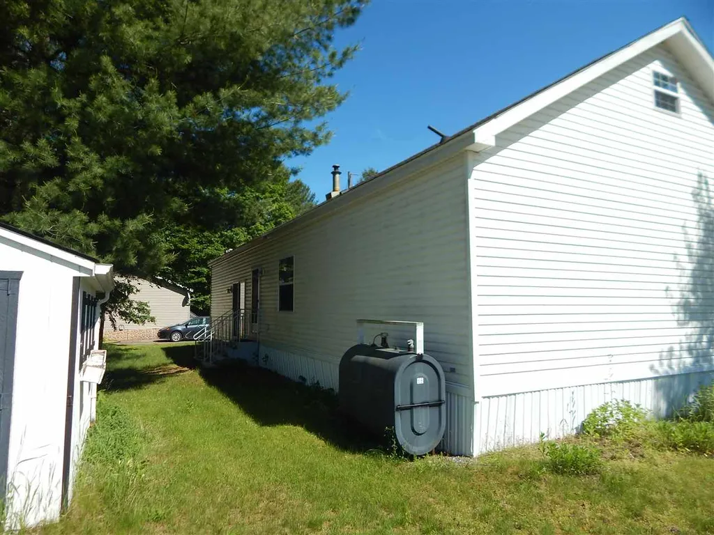 68 Kapper Drive Winchester NH 03470