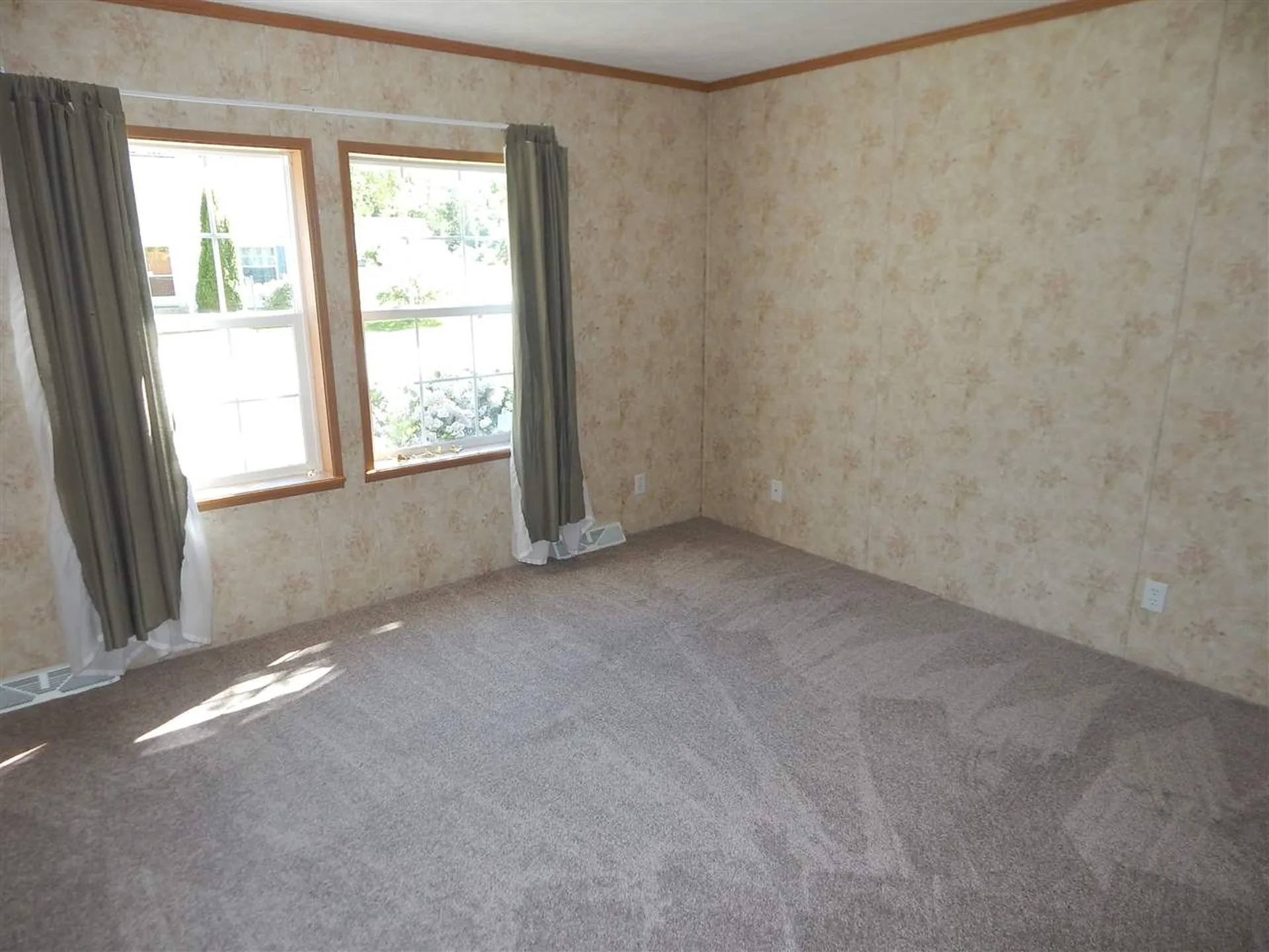 68 Kapper Drive Winchester NH 03470
