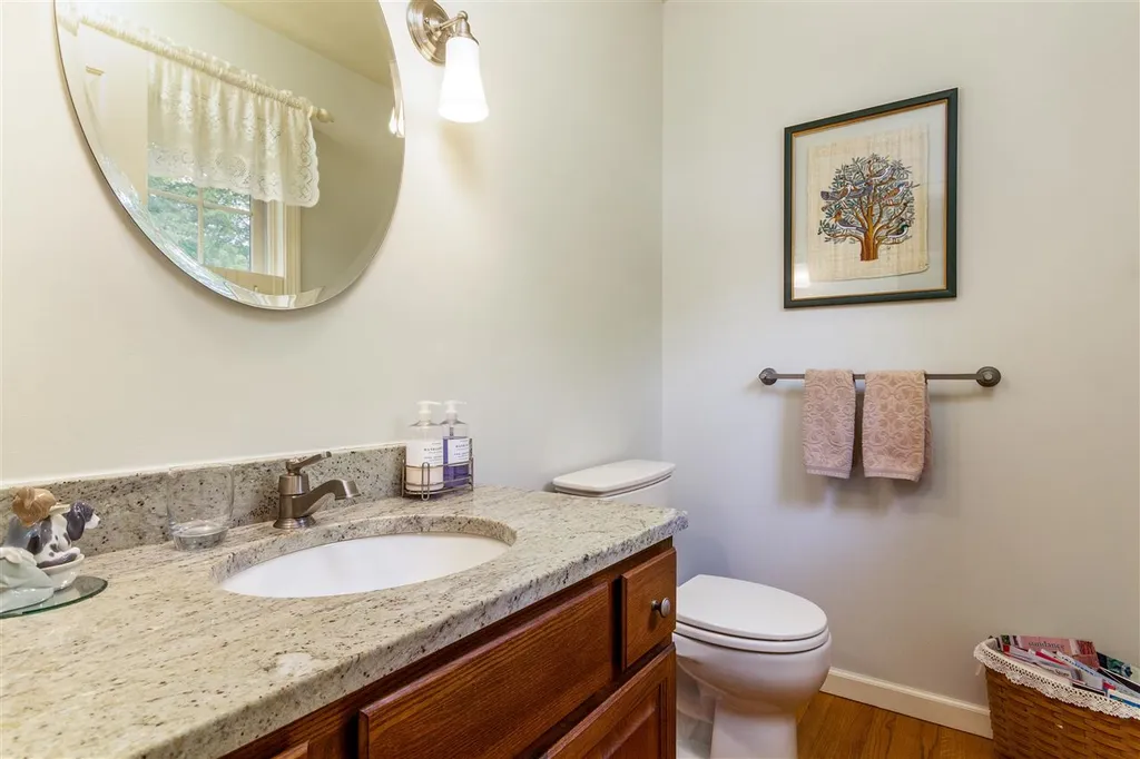 9 Oakcrest Drive Burlington VT 05408