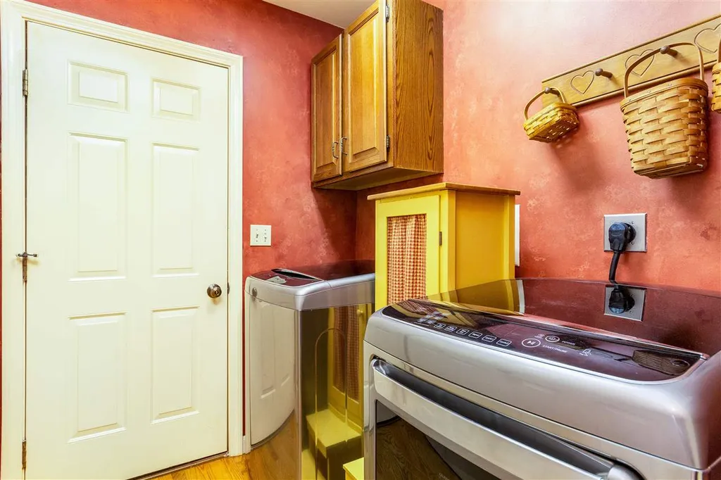 9 Oakcrest Drive Burlington VT 05408