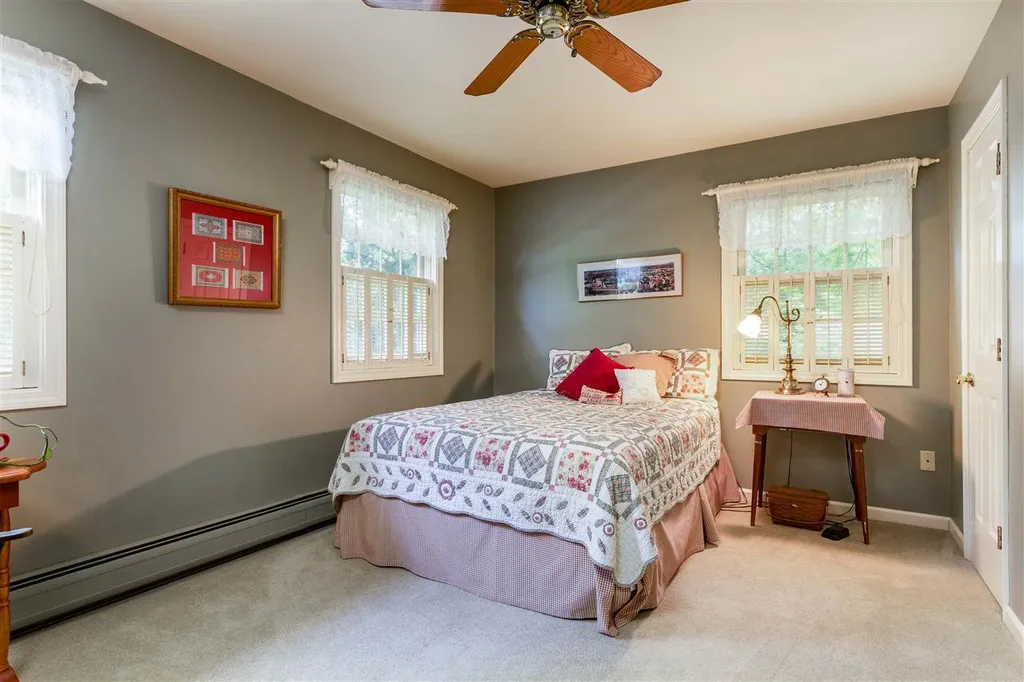 9 Oakcrest Drive Burlington VT 05408