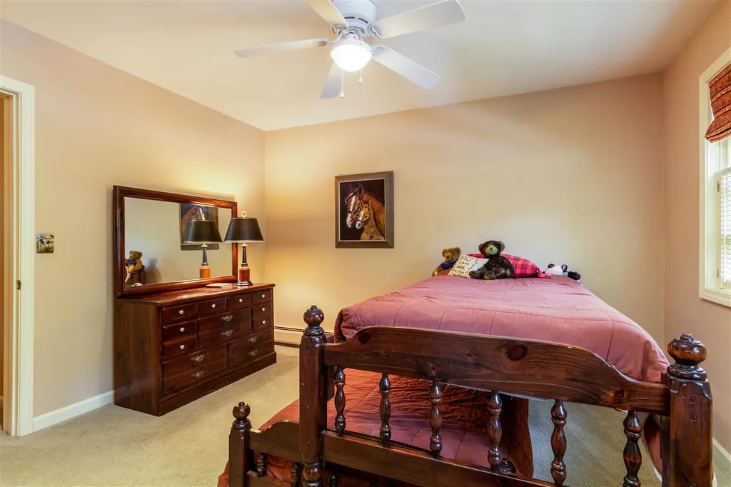 9 Oakcrest Drive Burlington VT 05408