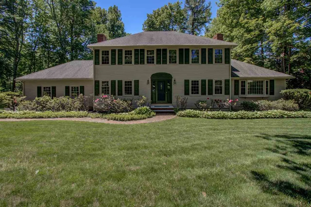 1 Drury Plains Road Stratham NH 03885
