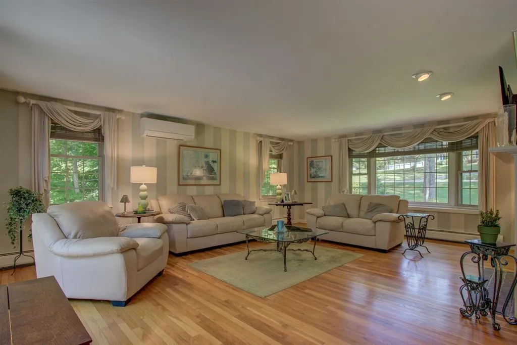 1 Drury Plains Road Stratham NH 03885