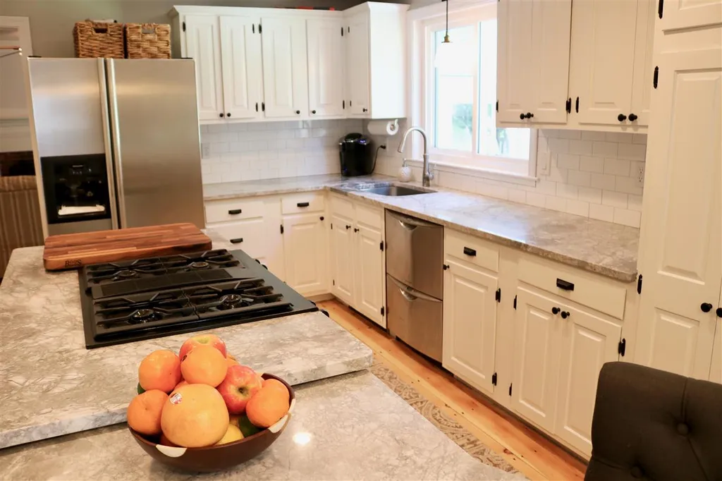154 Exeter Road Hampton NH 03842