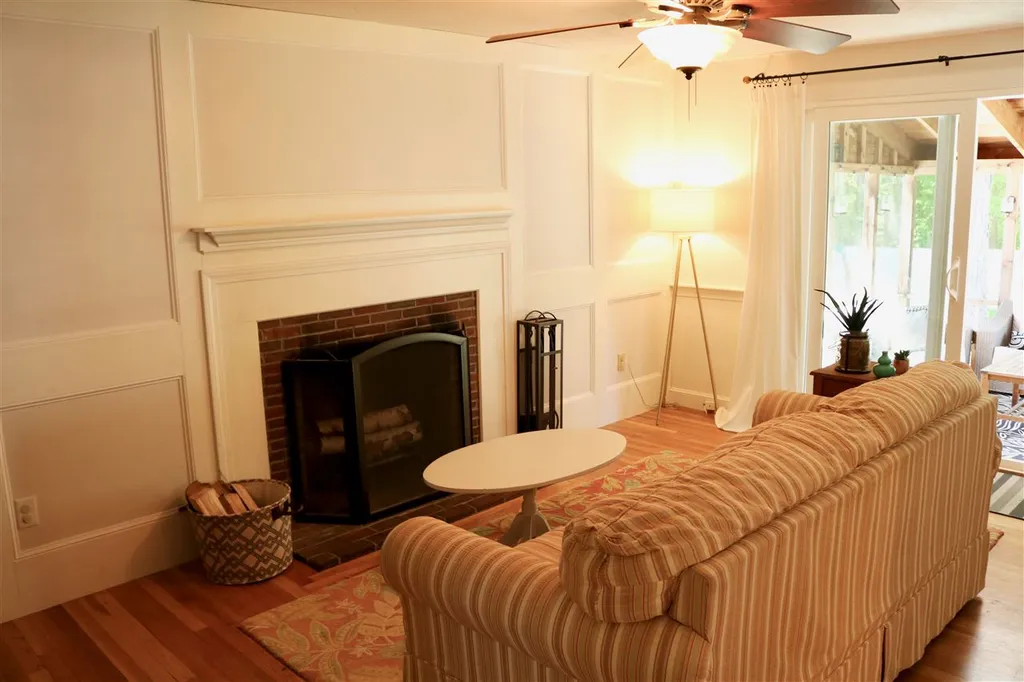 154 Exeter Road Hampton NH 03842