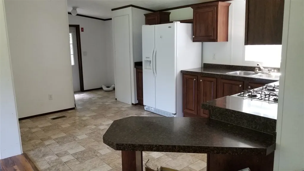 4340 River Road Bristol NH 03222