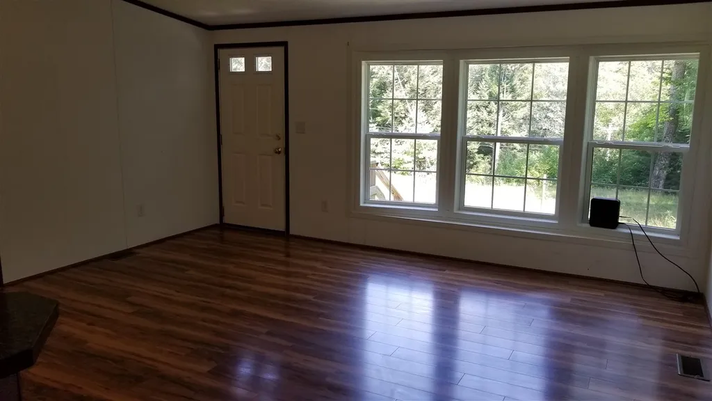4340 River Road Bristol NH 03222