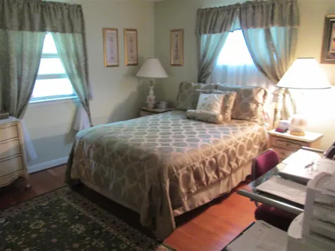16 Shady Lane Dover NH 03820