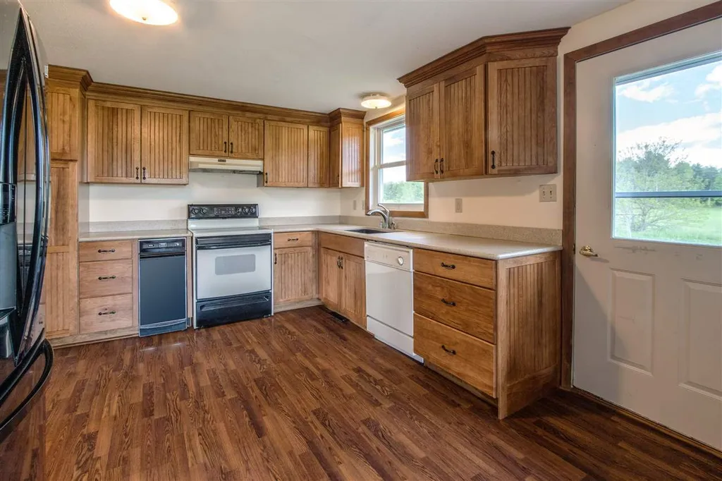 54 Clark Road Charlotte VT 05445