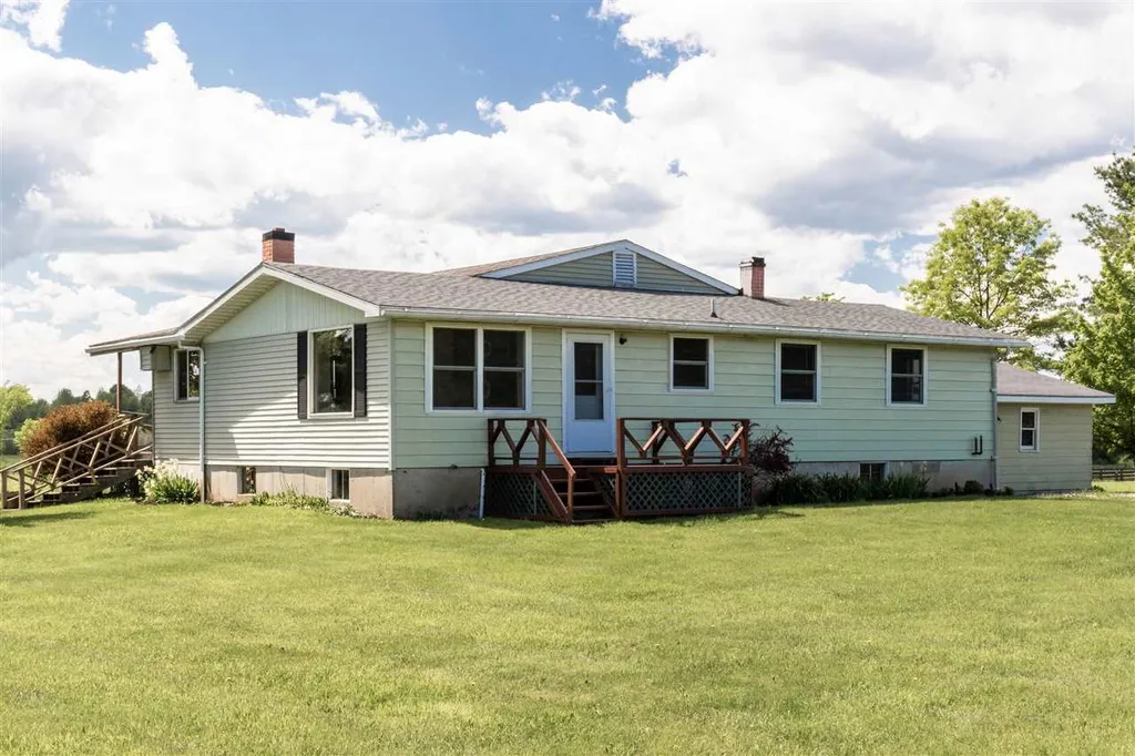 54 Clark Road Charlotte VT 05445