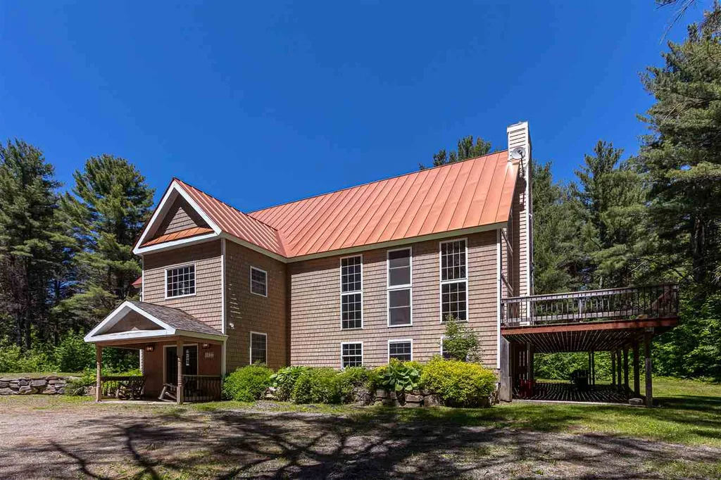 4427 West Hill Road Jamaica VT 05343