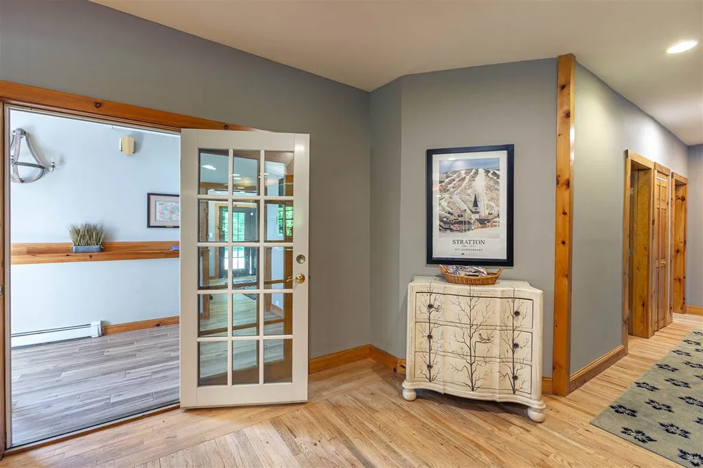 4427 West Hill Road Jamaica VT 05343