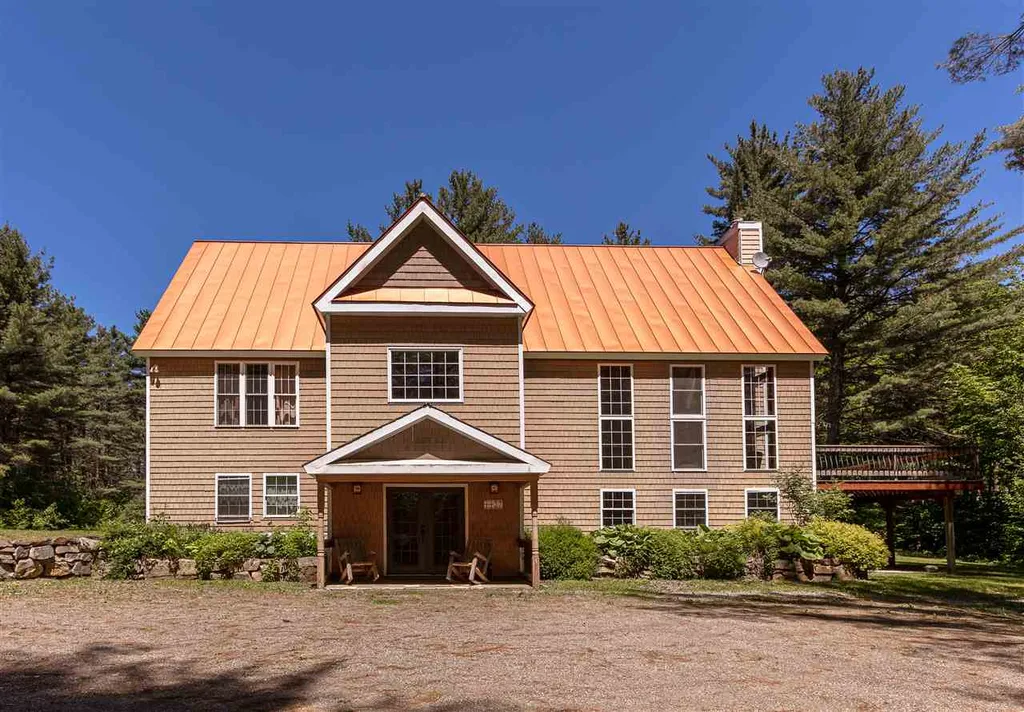 4427 West Hill Road Jamaica VT 05343