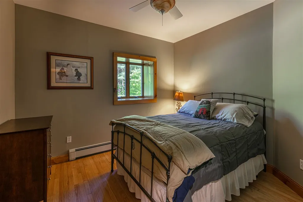 4427 West Hill Road Jamaica VT 05343