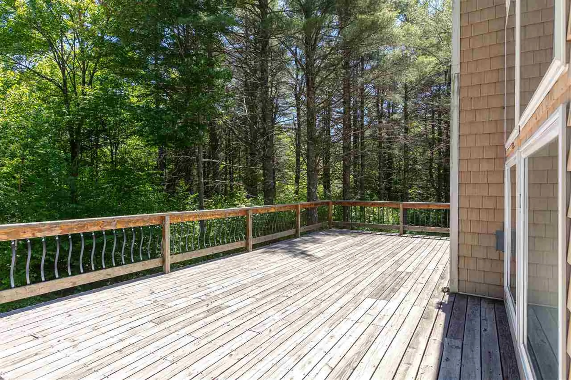 4427 West Hill Road Jamaica VT 05343