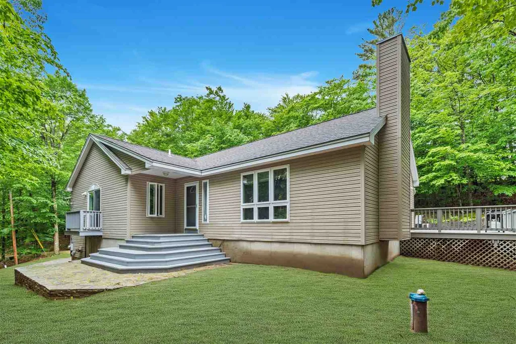 117 Mount Delight Road Deerfield NH 03037