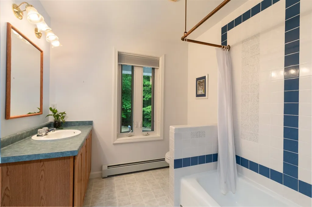117 Mount Delight Road Deerfield NH 03037