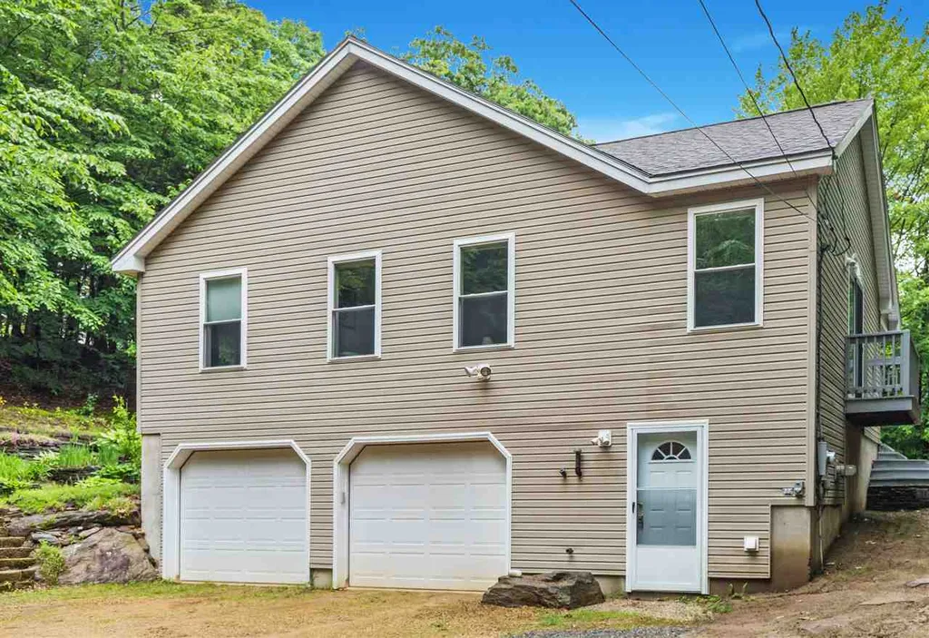 117 Mount Delight Road Deerfield NH 03037
