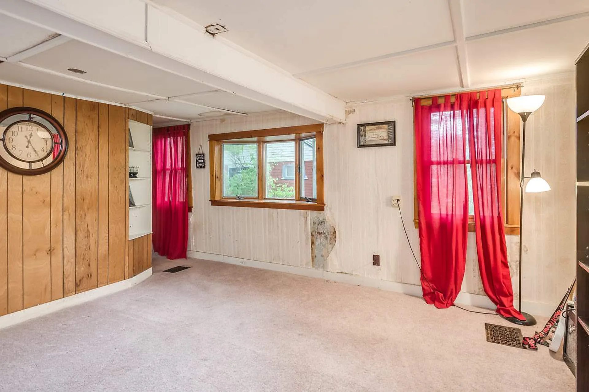 19 Saint James Avenue Milton NH 03851