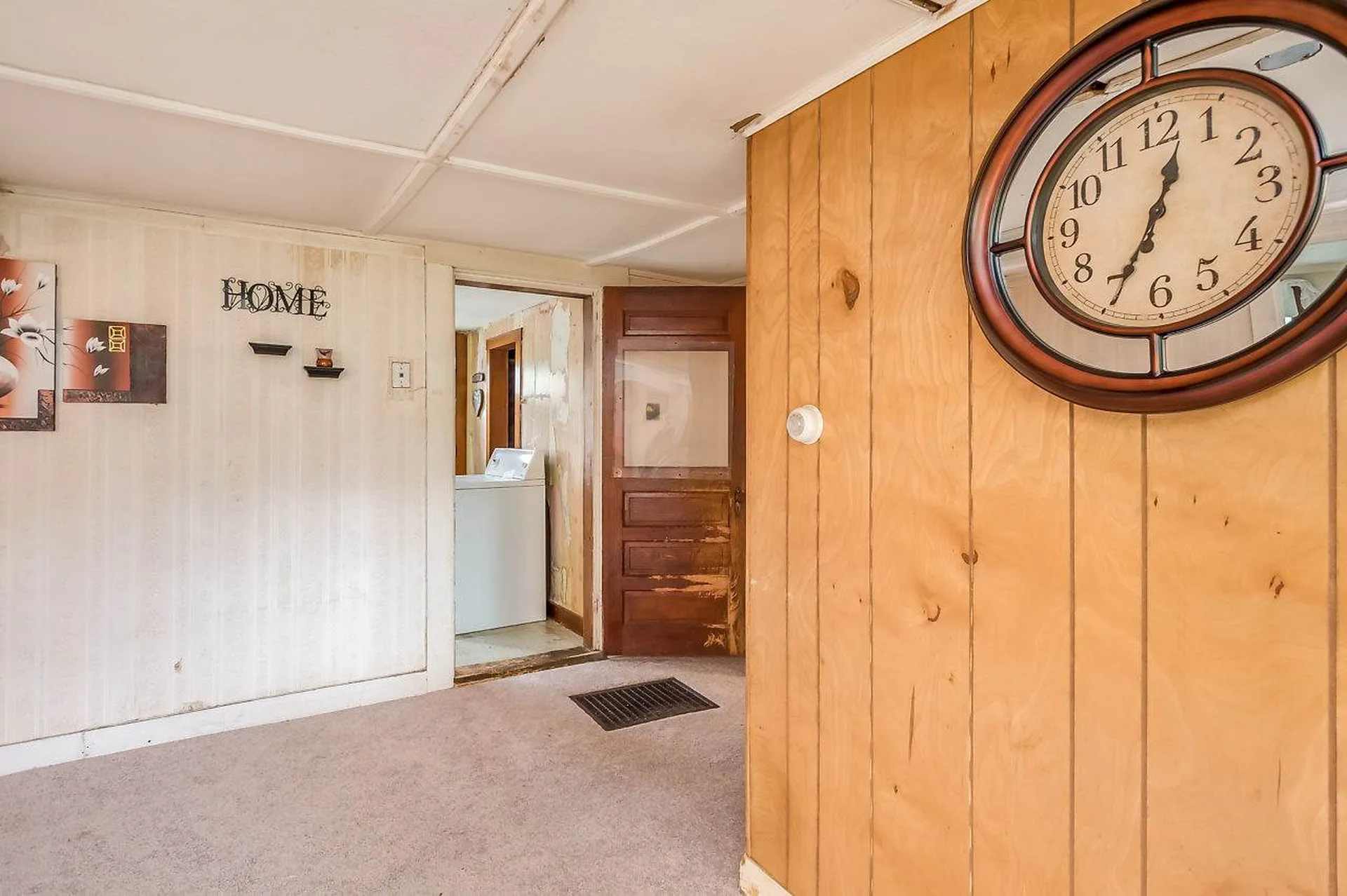 19 Saint James Avenue Milton NH 03851