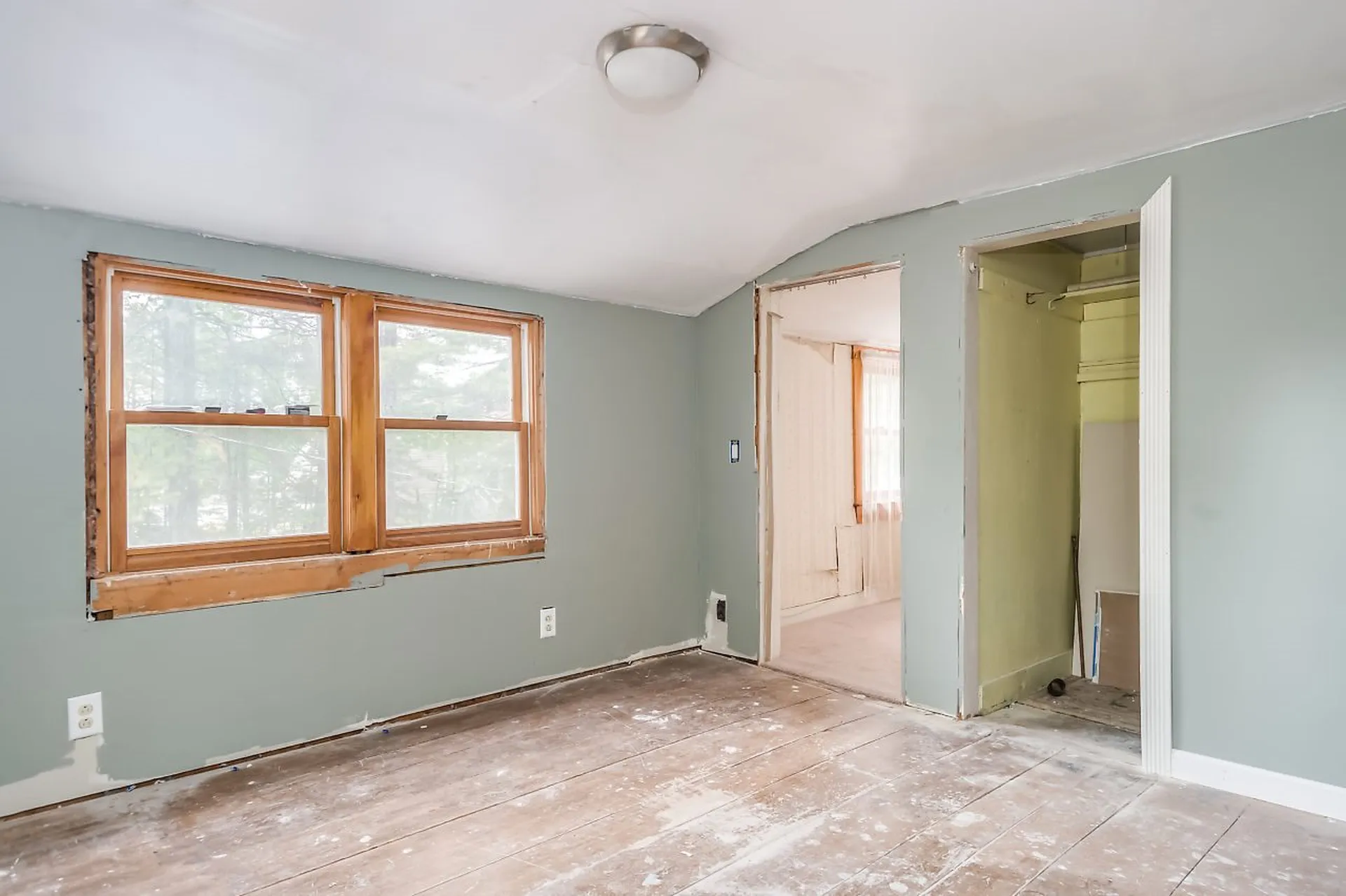 19 Saint James Avenue Milton NH 03851