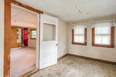 19 Saint James Avenue Milton NH 03851