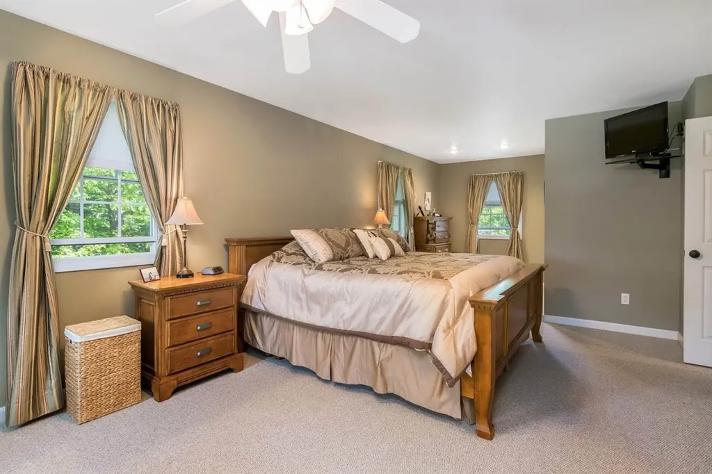 25 Cherokee Avenue Essex VT 05452