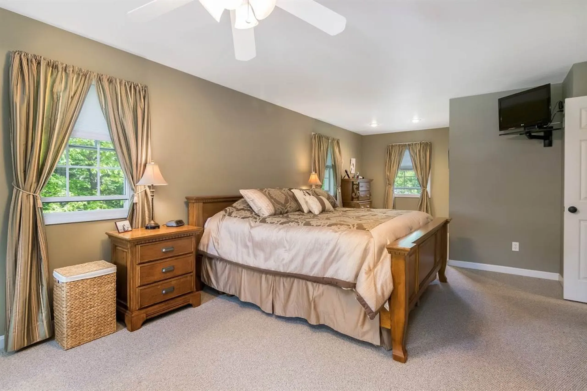 25 Cherokee Avenue Essex VT 05452