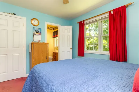 42 Barrett Street South Burlington VT 05403
