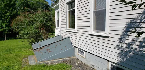 31 Sugar River Drive Claremont NH 03743